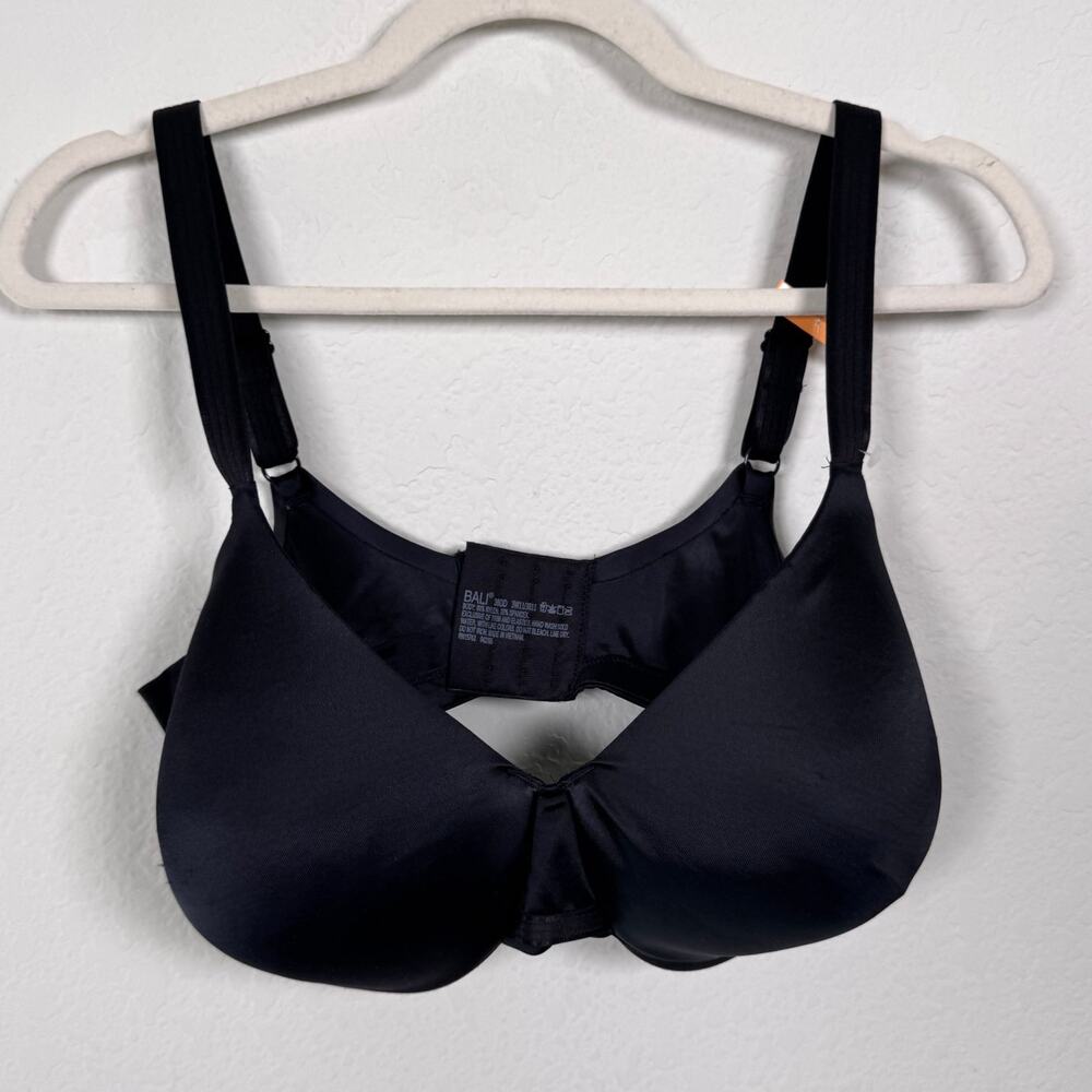 Bali Womens Underwire Bra Size 38DD Minimal Neutral Everyday Black